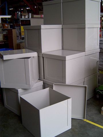 storage bins with lids